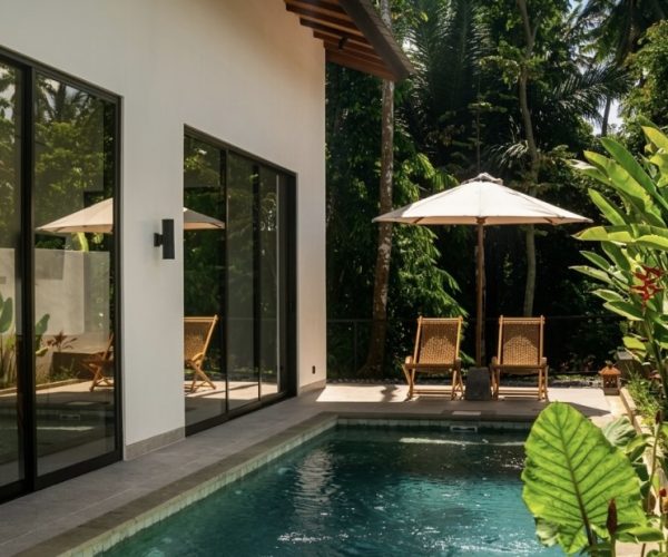 Page 10_2 Bedroom Villa outside view
